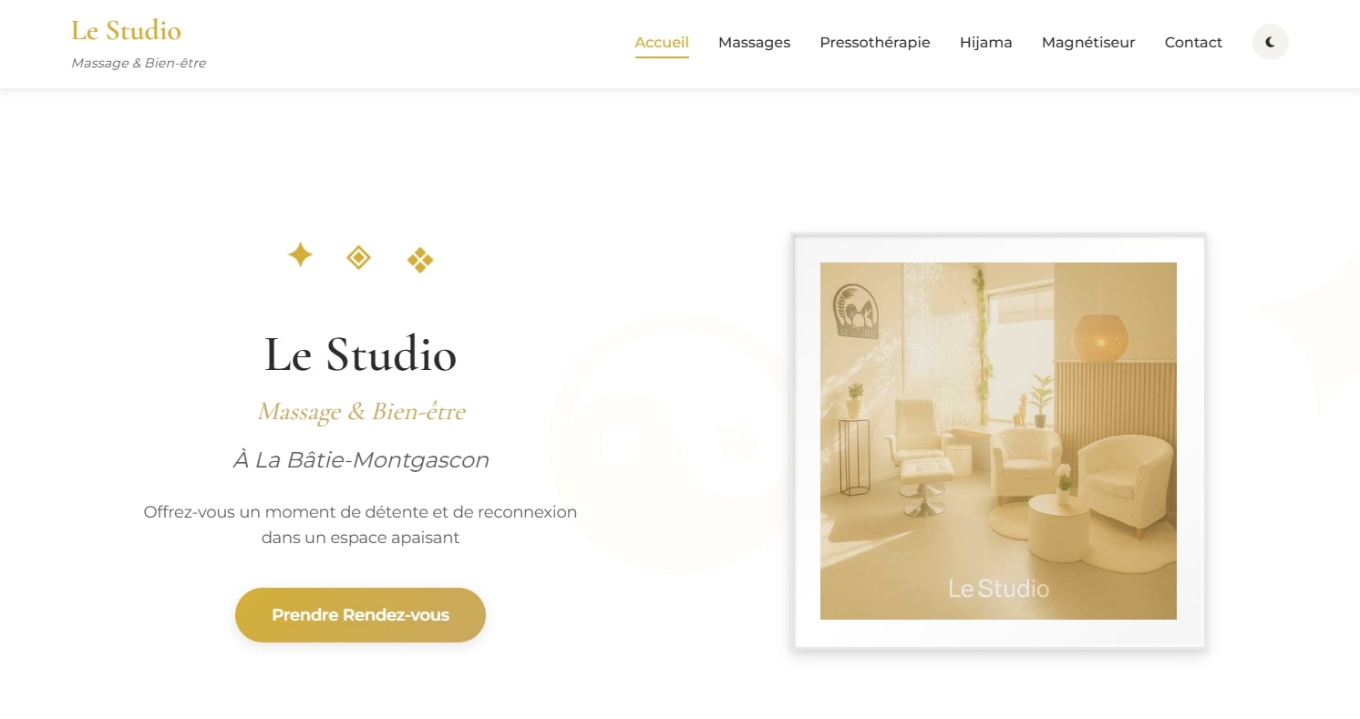 Le Studio Massage website with AI assistant